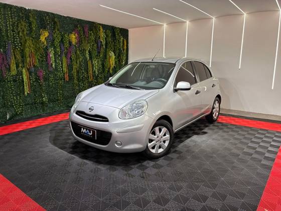 NISSAN MARCH 1.6 SV 16V FLEX 4P MANUAL NISSAN MARCH 1.6 SV 16V FLEX 4P MANUAL